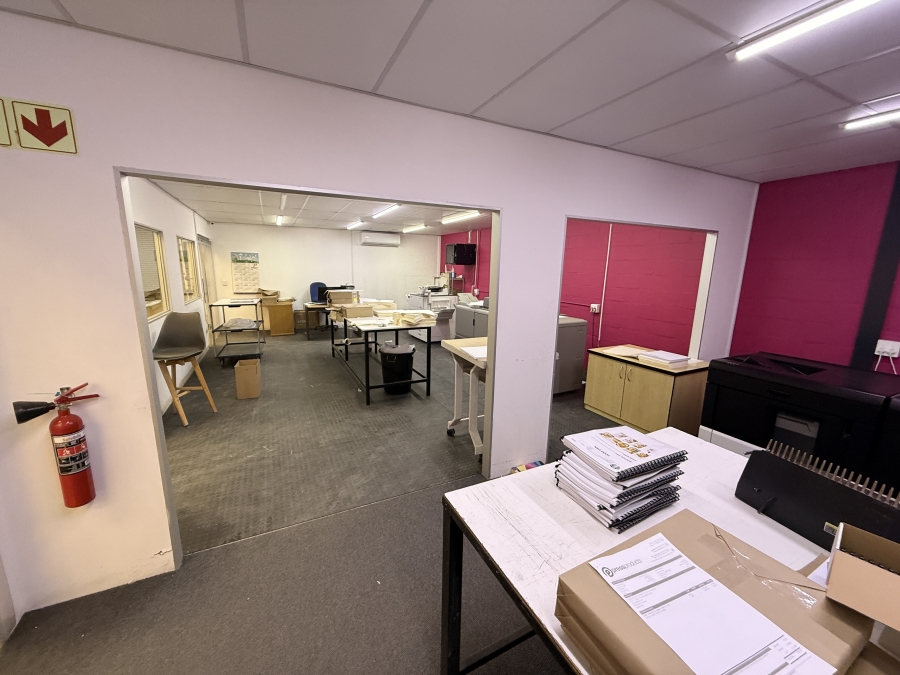 To Let Commercial Property for Rent in Rivergate Western Cape